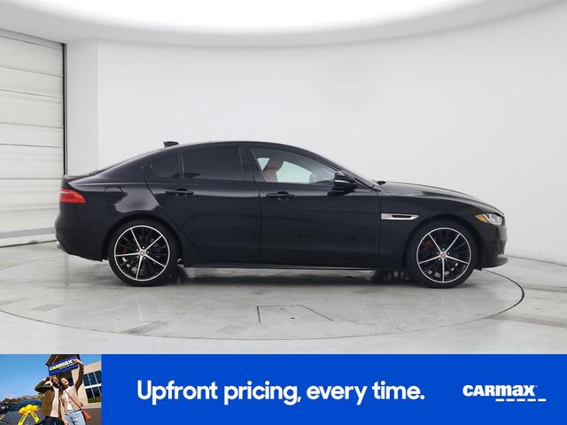 Photo of 2018 Black Jaguar XE