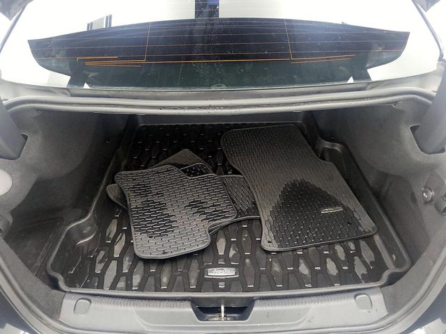 Photo of 2018 Black Jaguar XE