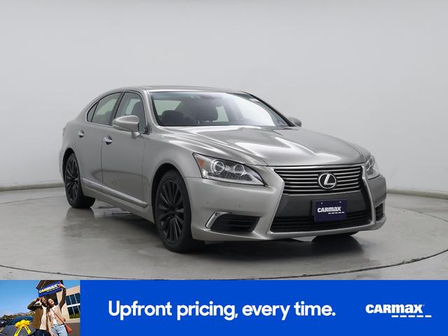Photo of 2017 Silver Lexus LS 460