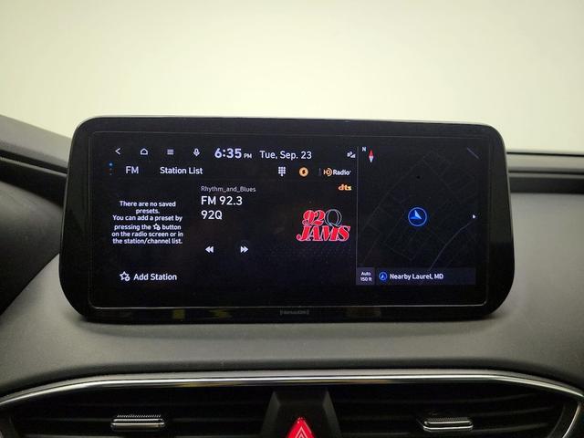 Photo of 2023 Black Hyundai SANTA FE