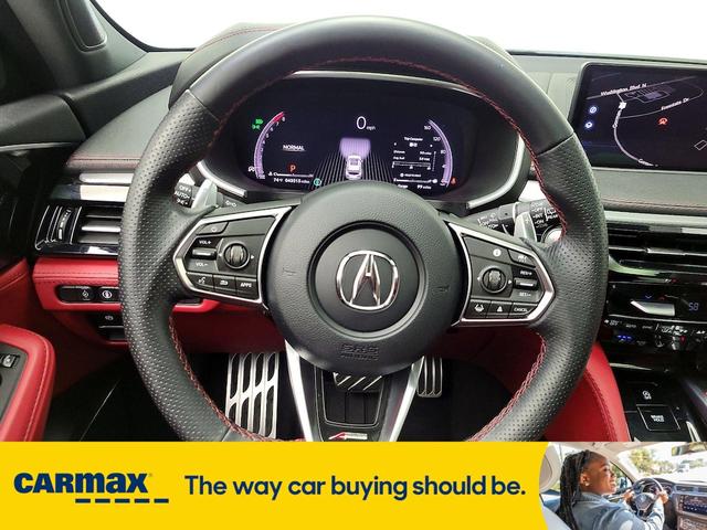 Photo of 2022 White Acura MDX