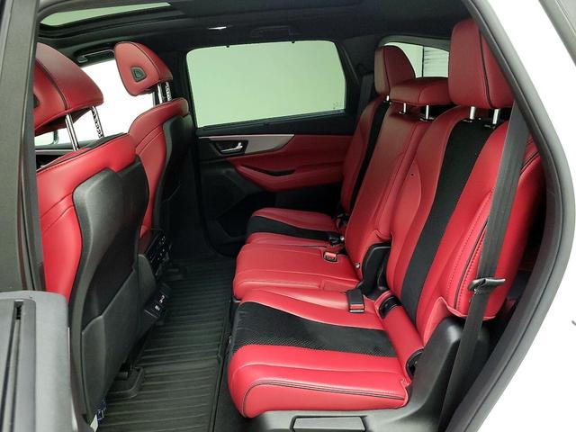 Photo of 2022 White Acura MDX