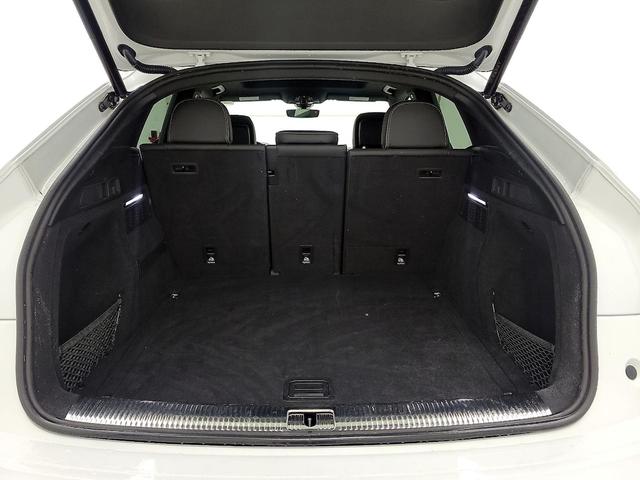 Photo of 2021 White Audi Q5 Sportback