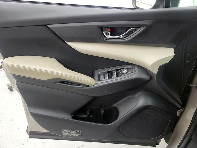 Photo of 2019 Champagne Subaru Ascent