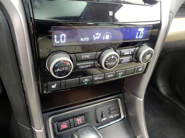 Photo of 2019 Champagne Subaru Ascent