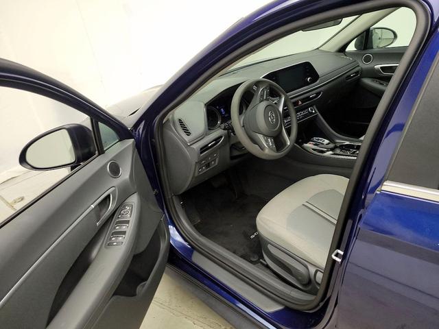 Photo of 2020 Blue Hyundai SONATA