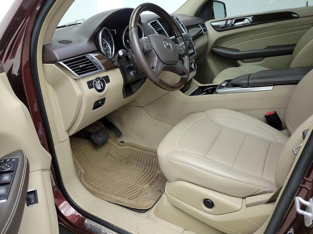 Photo of 2015 Red Mercedes-Benz M-Class