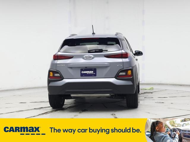 Photo of 2021 Silver Hyundai KONA