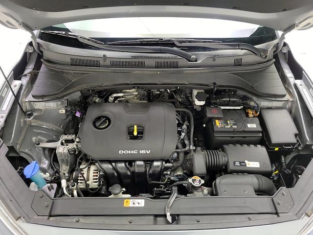 Photo of 2021 Silver Hyundai KONA