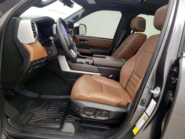 Photo of 2023 Gray Toyota Tundra