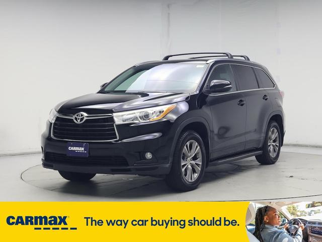 Photo of 2014 Black Toyota Highlander