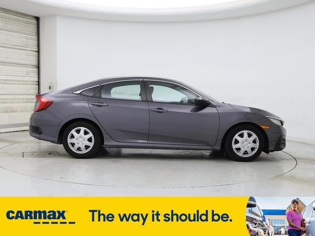 Photo of 2018 Gray Honda Civic