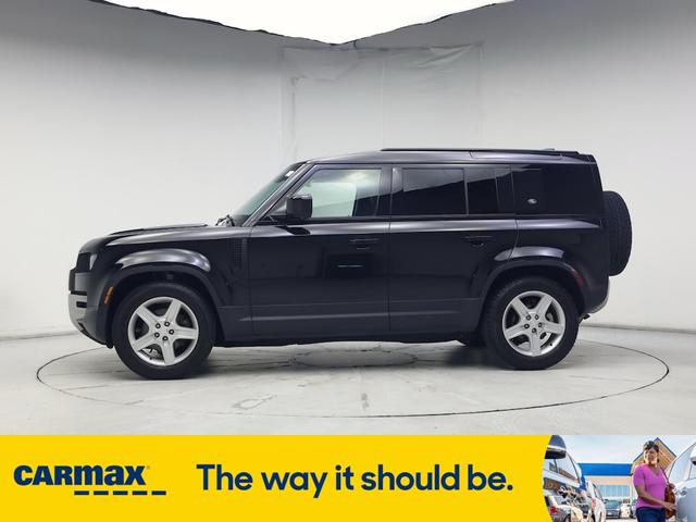 Photo of 2021 Black Land Rover Defender