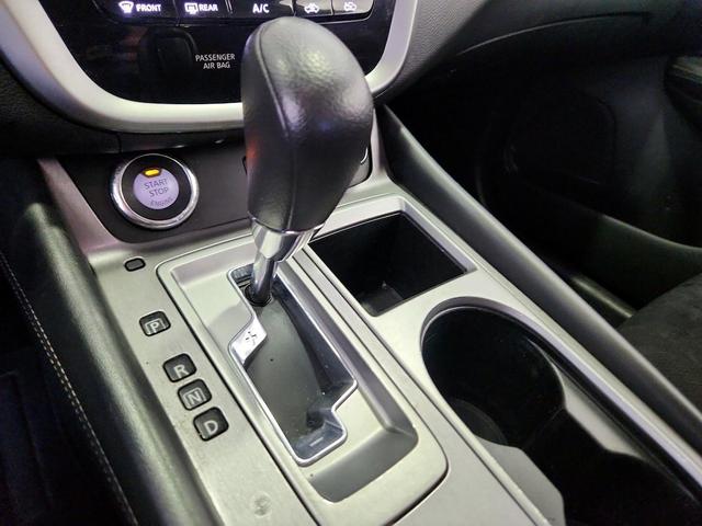 Photo of 2020 Black Nissan Murano
