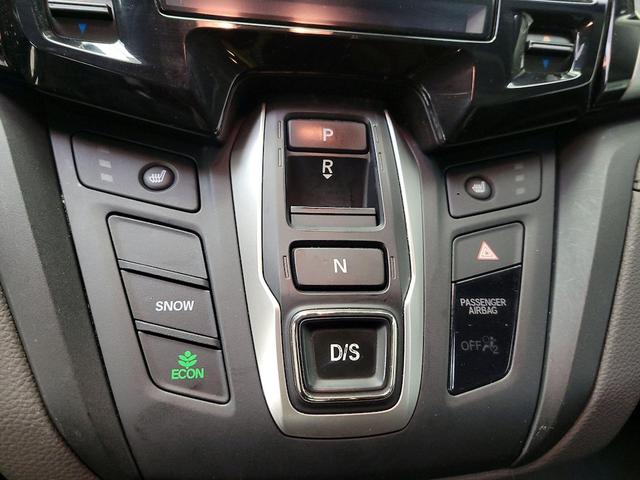 Photo of 2018 Silver Honda Odyssey