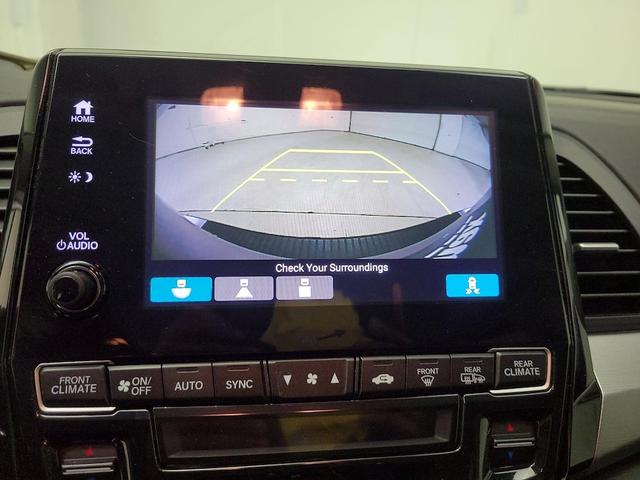 Photo of 2018 Silver Honda Odyssey