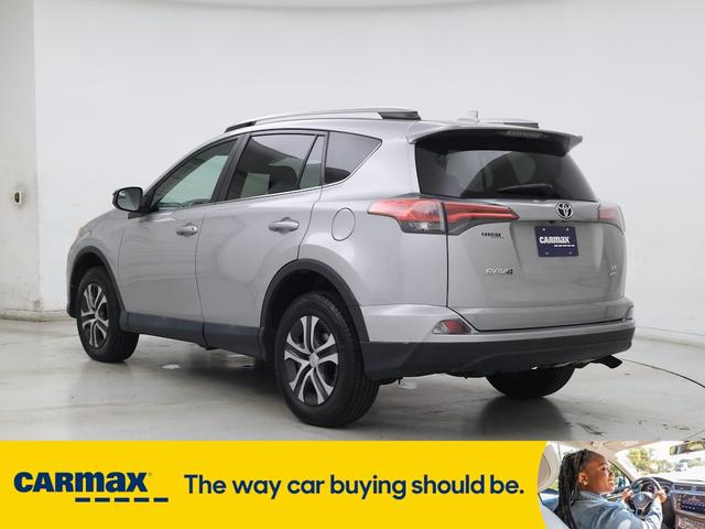 Photo of 2017 Silver Toyota RAV4