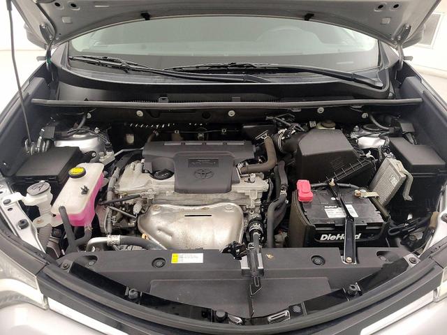 Photo of 2017 Silver Toyota RAV4