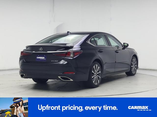 Photo of 2021 Black Lexus ES 350