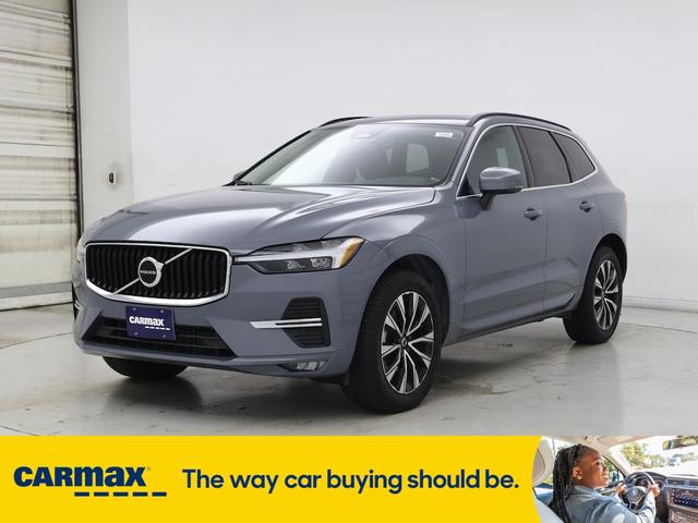 Photo of 2023 Gray Volvo XC60