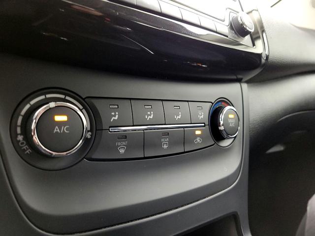 Photo of 2017 White Nissan Sentra