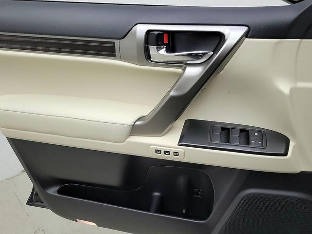 Photo of 2023 Black Lexus GX 460