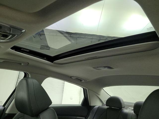 Photo of 2023 Gray Hyundai ELANTRA