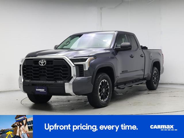 Photo of 2023 Gray Toyota Tundra