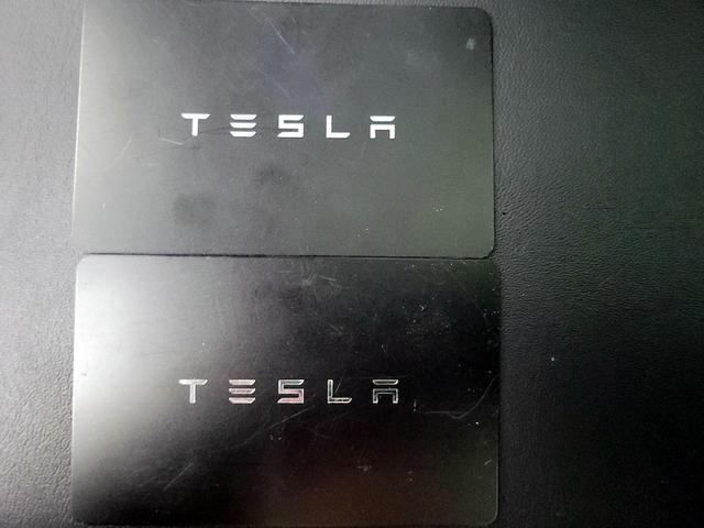 Photo of 2022 Gray Tesla Model Y