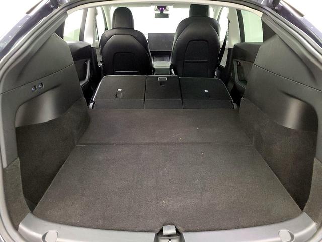 Photo of 2022 Gray Tesla Model Y