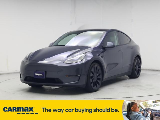 Photo of 2022 Gray Tesla Model Y