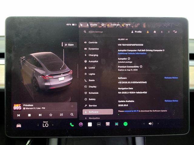 Photo of 2022 Gray Tesla Model Y