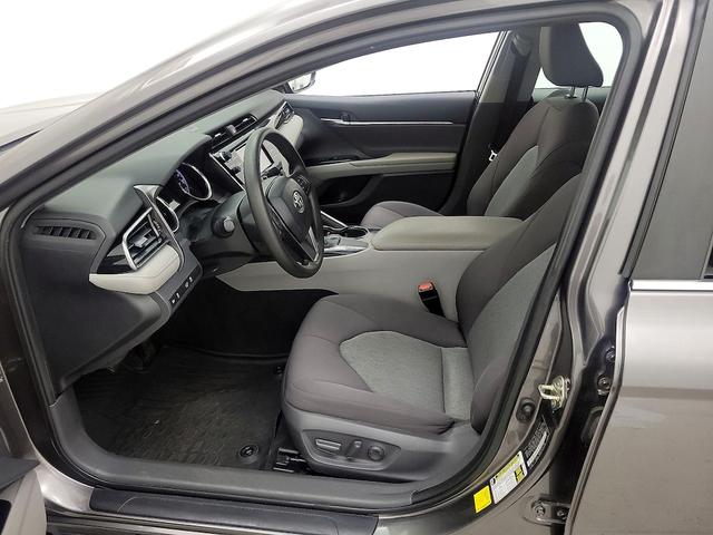 Photo of 2020 Gray Toyota Camry