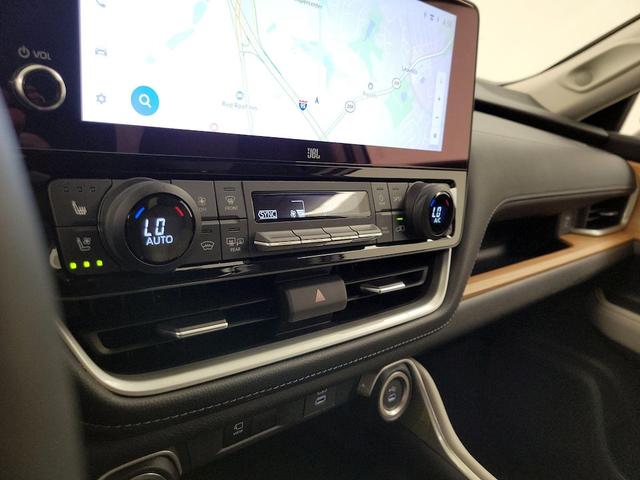 Photo of 2025 Gray Toyota Grand Highlander