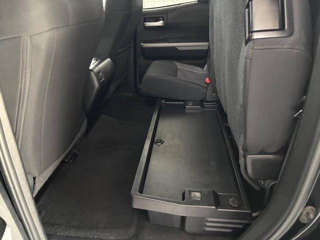 Photo of 2016 Black Toyota Tundra