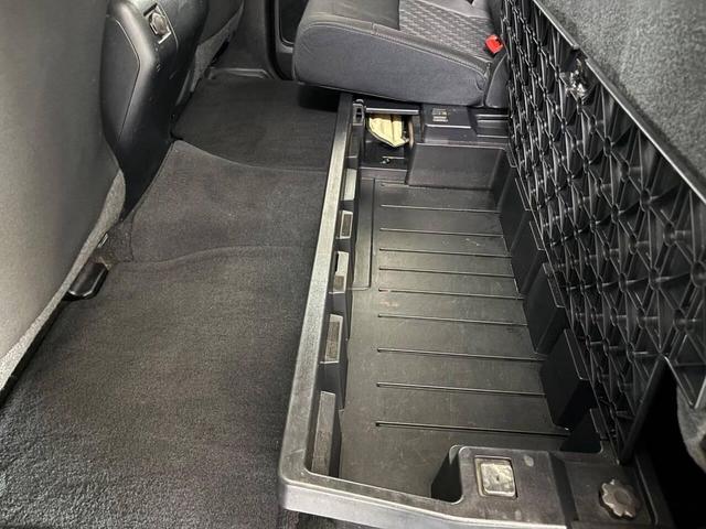 Photo of 2016 Black Toyota Tundra