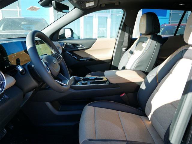 Photo of 2025 Mosaic Black Metallic Chevrolet Equinox