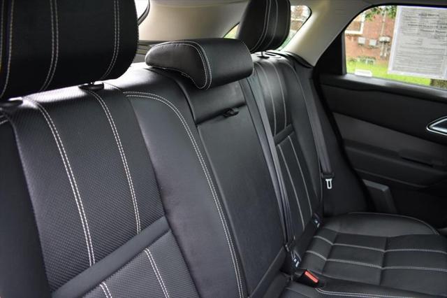 Photo of 2022 Fuji White Land Rover Range Rover Velar