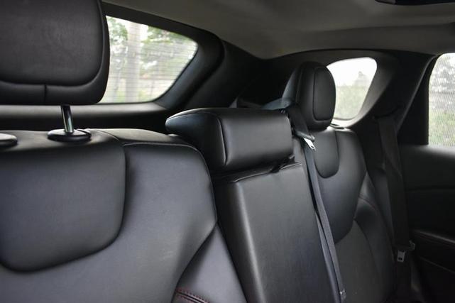 Photo of 2021 Bright White Clearcoat Jeep Cherokee