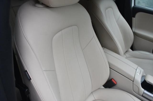 Photo of 2021 Polar White Mercedes-Benz GLA 250