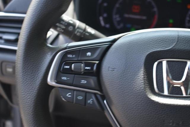 Photo of 2018 Lunar Silver Metallic Honda Accord