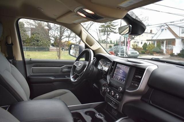Photo of 2021 Granite Crystal Metallic Clearcoat RAM 1500