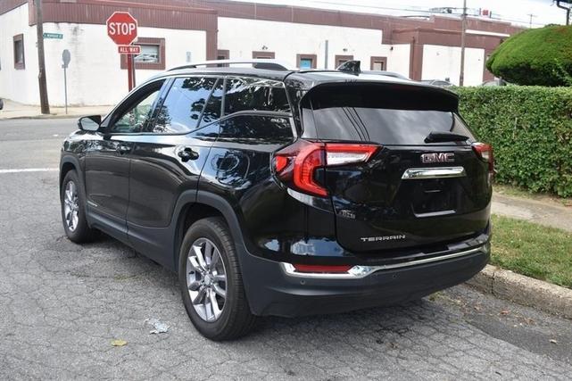Photo of 2023 Ebony Twilight Metallic GMC Terrain