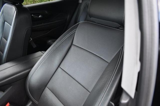 Photo of 2023 Ebony Twilight Metallic GMC Terrain