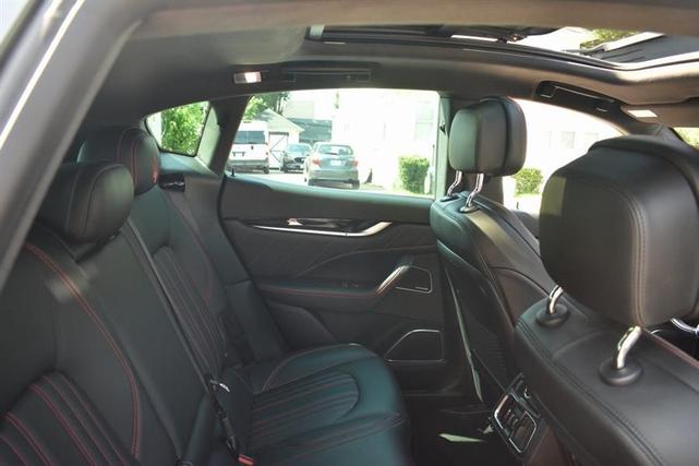 Photo of 2021 Nero Maserati Levante