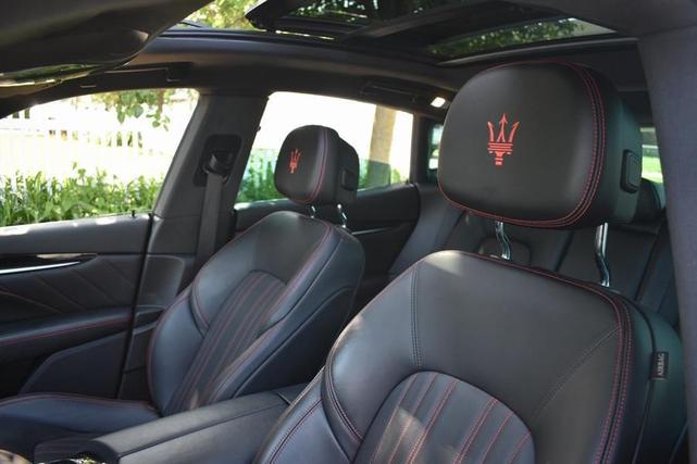 Photo of 2021 Nero Maserati Levante