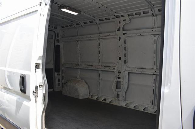 Photo of 2023 Bright White Clearcoat RAM ProMaster 2500