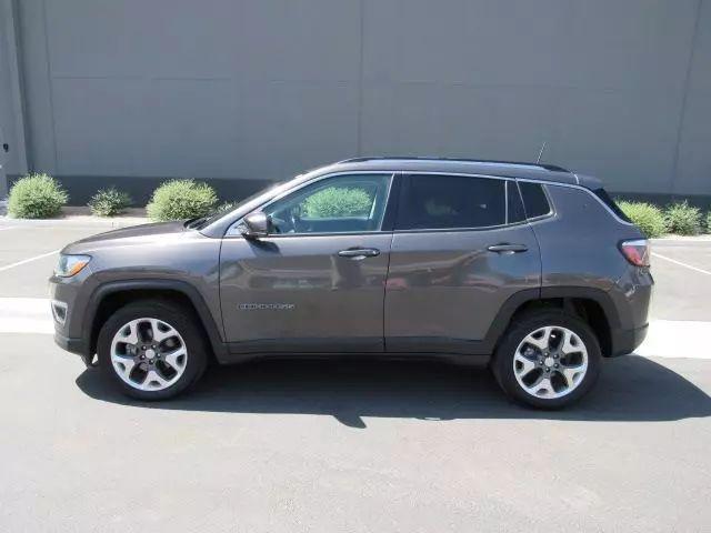 2020 Jeep Compass