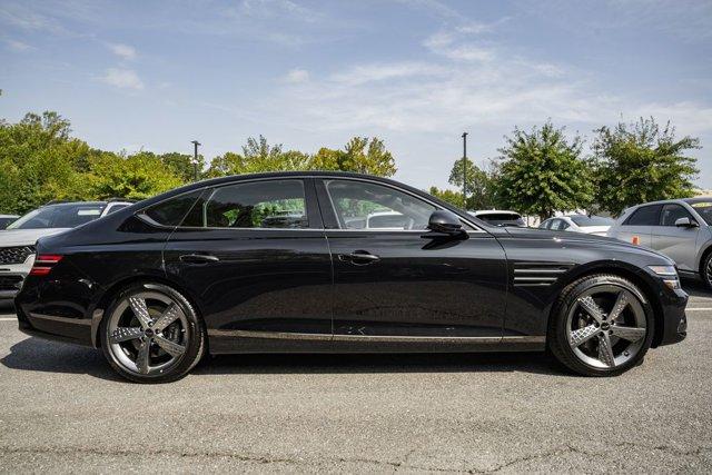 Photo of 2025 Vik Black Genesis G80
