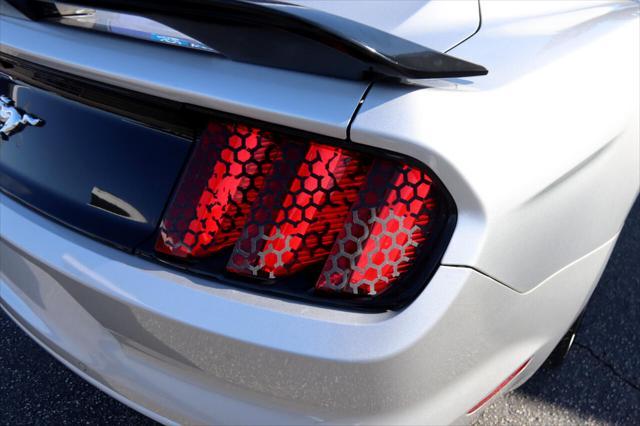 Photo of 2017 Ingot Silver Metallic Ford Mustang
